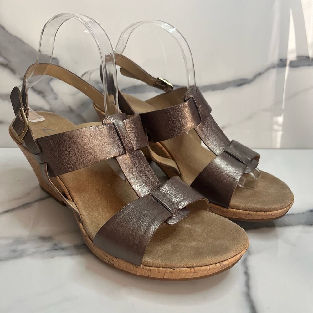 Clarks Women's Pewter Metallic Leather Strappy Cork Wedge Comfort Sandals Sz 11